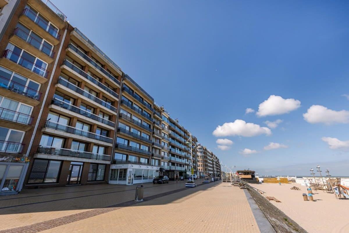 Huswell - Beachfront Apartment In Zeebrugge Extérieur photo